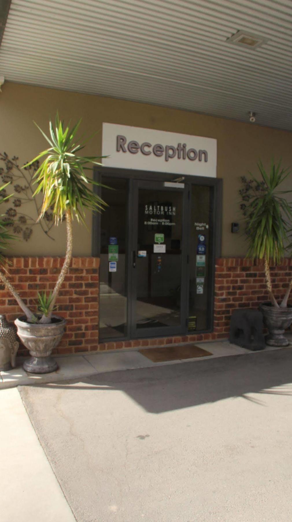 The Saltbush Motor Inn Hay Extérieur photo